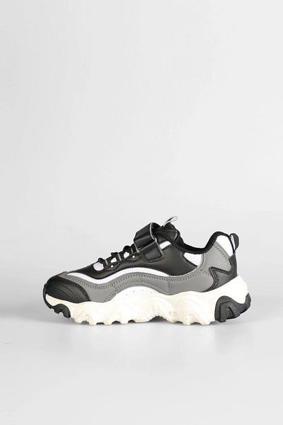Vicco Number 26-35 between Pote Shoes - Black