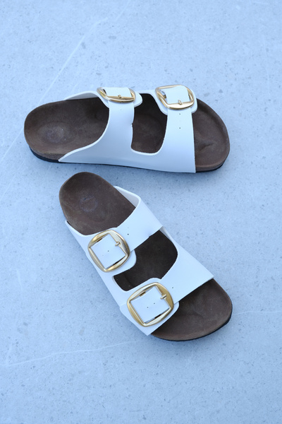 Munshoes Carmen Жіночі капці з подвійною стрічкою та застібкою