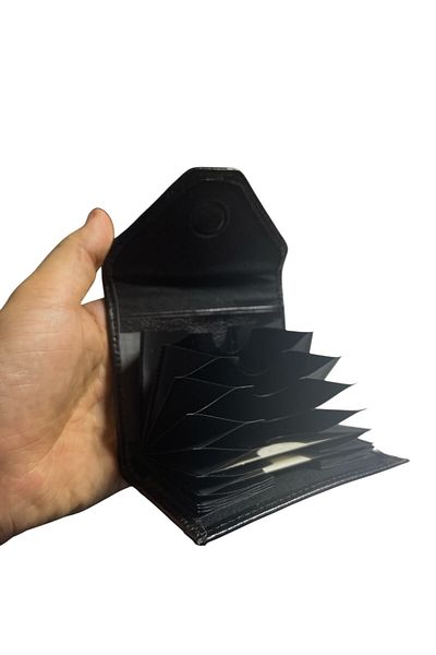 BONS Quality Genuine Leather Magnetized 10-Eye Black Accordion Model Card Holder 10.5 cm X 8 cm