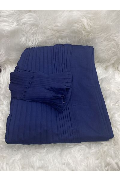 SNOOZYL A prayer rug with a pleated design, made of soft, comfortable and cool fabric to give you comfort and elegance.