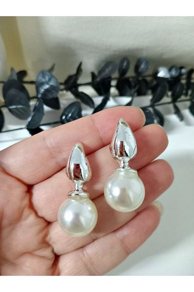 mos&more Silver Pearl Lightweight Stylish Women's Earrings