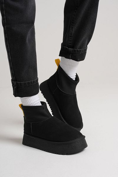 EMOYRA Nadia Women's Black Winter Fur Lined Thick Sole Boots