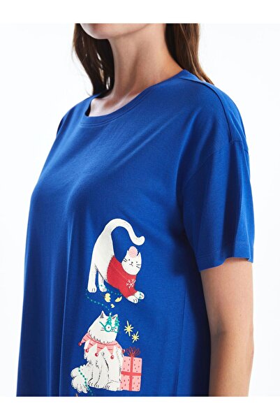 LC Waikiki Cămașă de noapte pentru femei cu tematică de Anul Nou LCW Young guler rotund