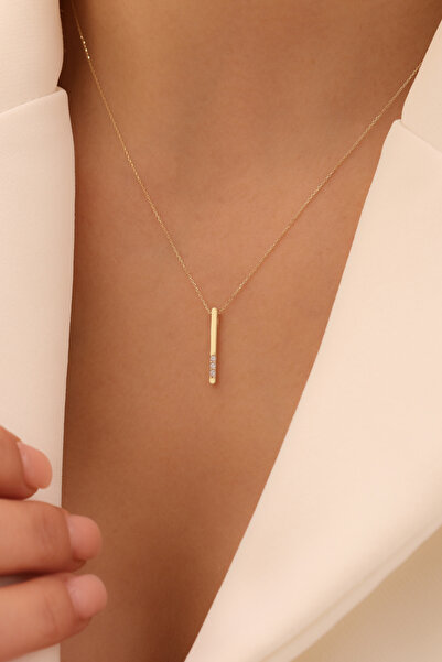 GENORO JEWEL 14 Ayar Altın Üç Taşlı Şık İnce Çizgi Kolye