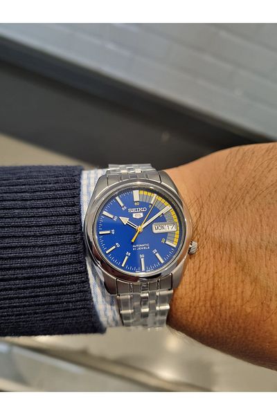 Seiko 5- Auto Blue Dial Calendar Steel Bracelet 3 Atm Waterproof Men Wristwatch