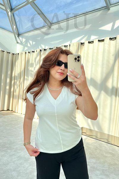 Qaju Women's Ecru Modal Fabric V-Neck Short Sleeve Basic T-Shirt