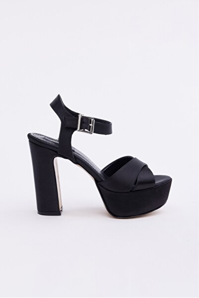derinet Bilekten Bantlı Platformlu Kadın Topuklu Ayakkabı
