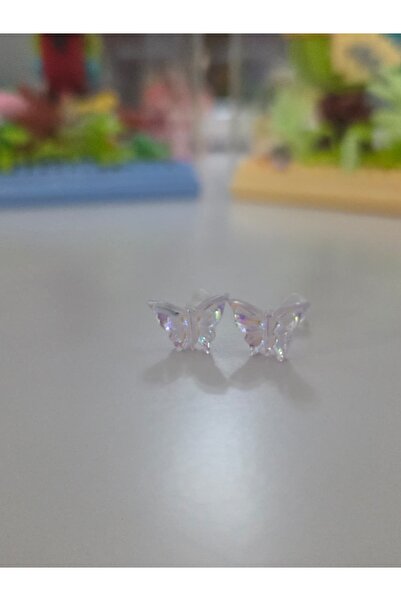 AyShope Antialerjik Şeffaf Uçlu Bioplast Kelebek Desenli Silikon Küpe