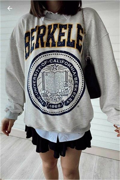 Hunors Sportswear & Company Women's Gray Berkeley Printed Sweatshirt