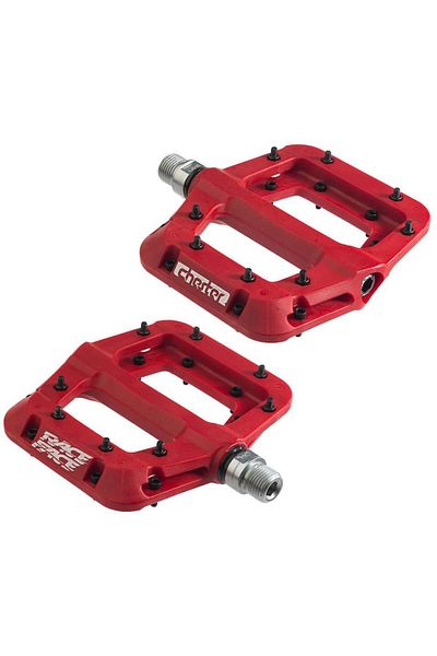 Race Face Chester Professional Bicycle Pedals, Composite Material, 16 Steel Pins, Red Color