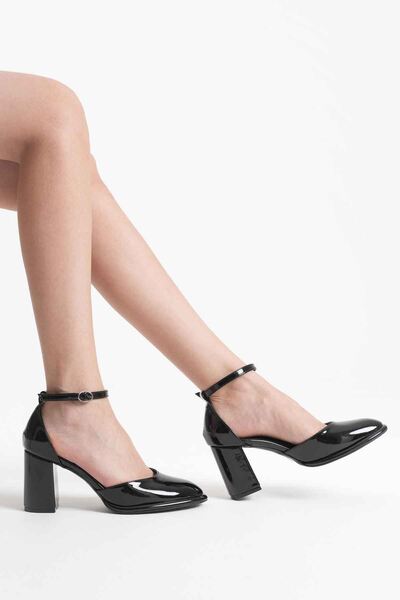 ripuvainen Vivona Women's Patent Leather Shoes with Handcuff Detail and Thick Heels - Black
