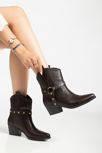 MS SUGAR SHOES Western Cowboy Women's Embroidered Troc Detailed Short Boots