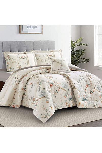 Donetella 4-Piece Digital Print Comforter Set – King Size 250x230 cm, Soft Microfiber Bedding Set.