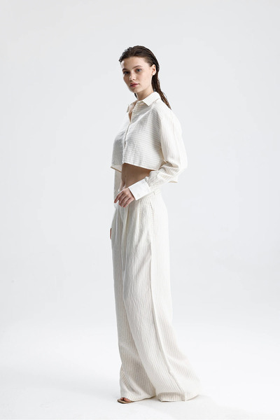 KIKU Women's Striped Crop Shirt