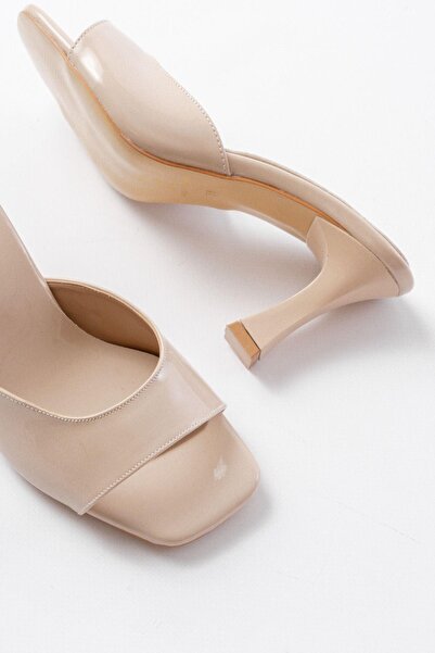 Aymood S-617 Γυναικείες παντόφλες με τακούνι σε μπεζ λουστρίνι
