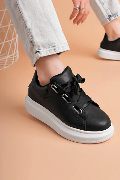 Baybonza حذاء رياضي نسائي من Luis a Costa LC105 ذو نعل أبيض وجلد أسود