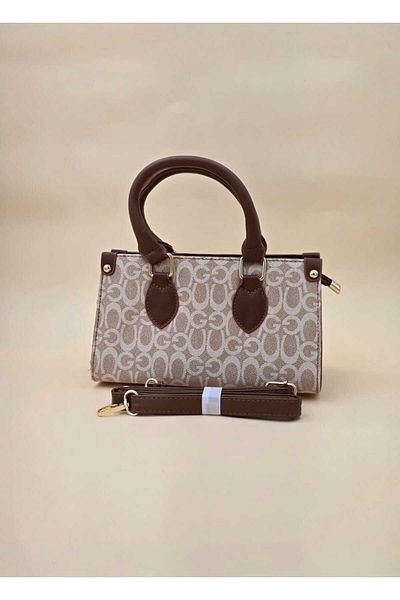 G&h Shoulder bag comes with a free gift of sunglasses