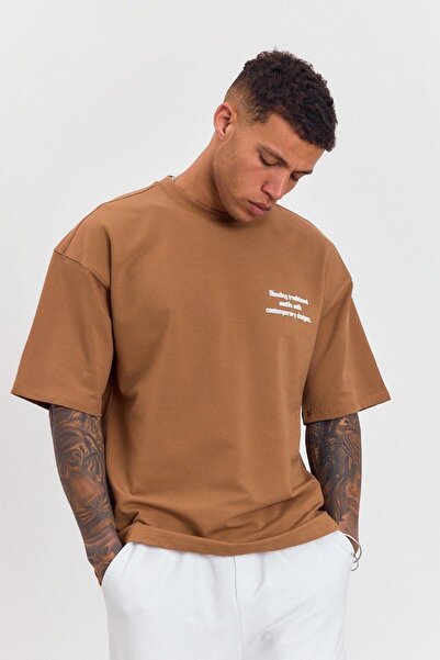 İLKCET MODA Μπλουζάκι Unisex Oversize με μοτίβο κεντήματος πλάτης