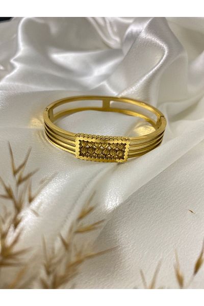 stainless steell Doric Steel Handcuff Bracelet