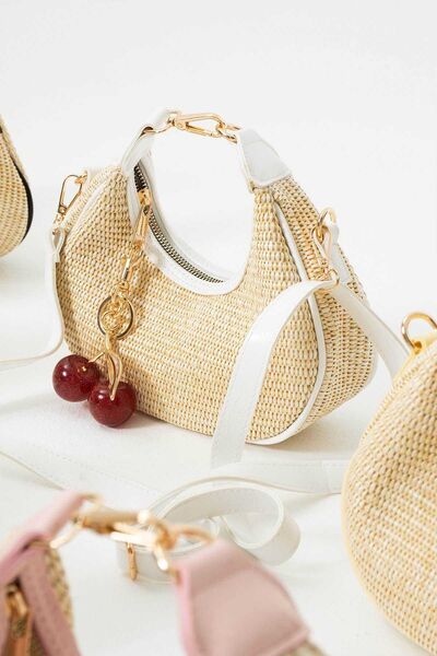 By-Kuss حقيبة كتف منسوجة بالكرز