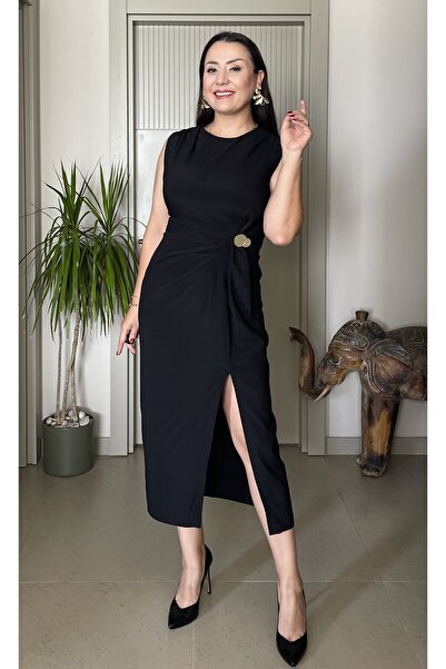 Butik Belden Drapeli Gold Aksesuarlı Yırtmaçlı Midi Elbise