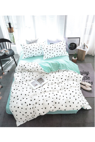 FIONNA.RO Superior Satin Cotton Bed Linen - Black Triangles