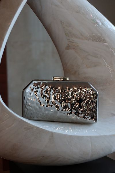 Moom Bag Women's Silver Metal Corner Chain Shoulder Bag