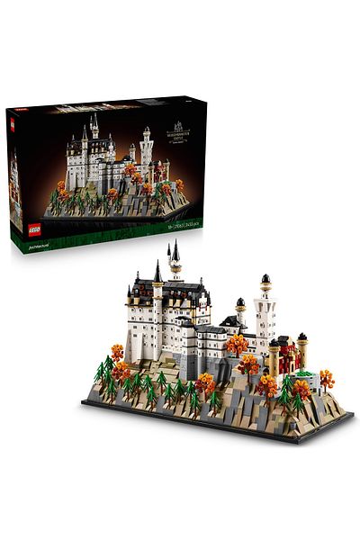 LEGO Architecture Set - Neuschwanstein Castle (21063)