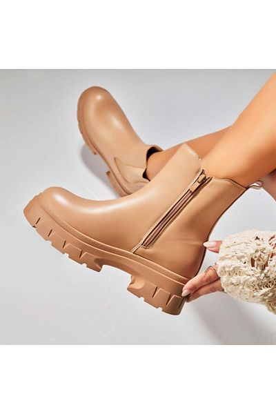 Joana Women's Khaki Fur-lined Boots Made of Eco-Leather Madina