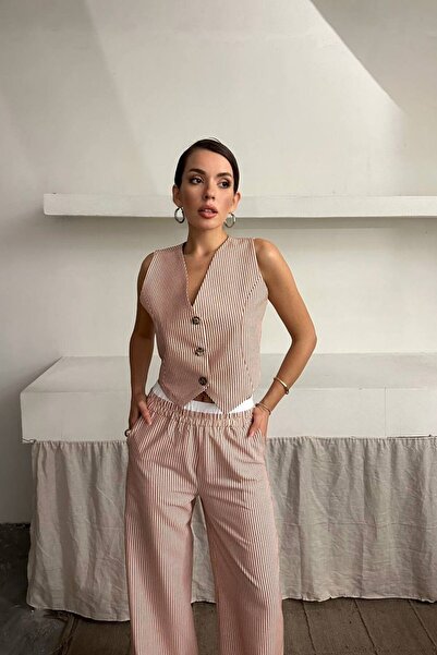 Joana Compleuri Dama Kaki Zetty