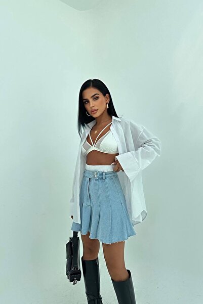 Joana Fuste Damǎ Albastru Sehar