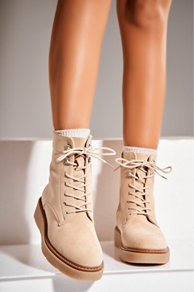 Joana Γυναικείες μπεζ μπότες με επένδυση γούνας από οικολογικό σουέτ δέρμα Cl...