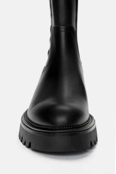 Pull & Bear Düz Chelsea bot