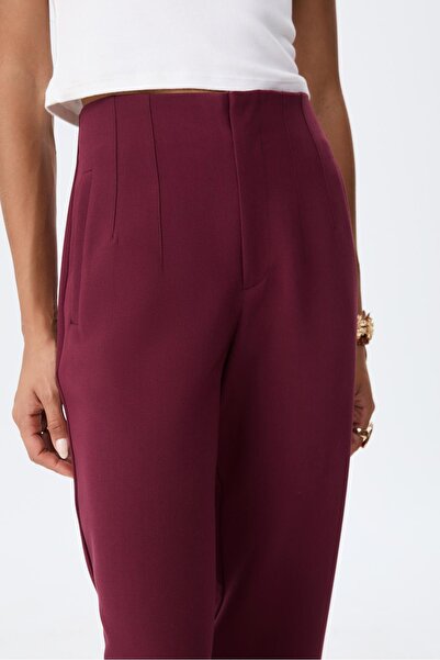 Stradivarius Smart darted ankle trousers