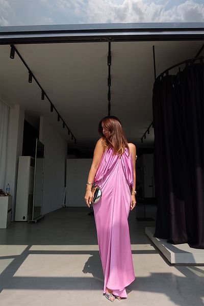Özge Özgenç Front Back V Long Satin Dress