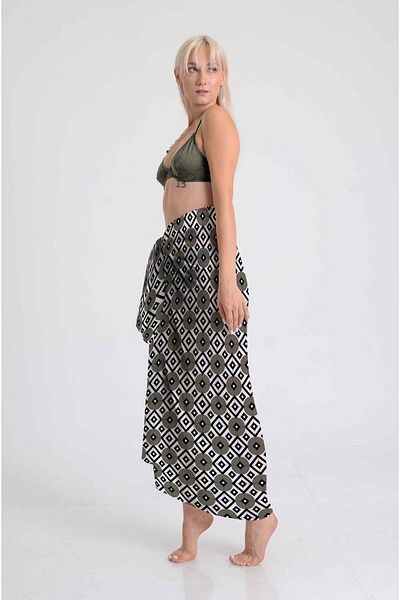 DESENİX Geometric Circle & Square Patterned Pareo |   Monochrome Style |   100X145Cm |   Digital Printing Chiffon / Satin