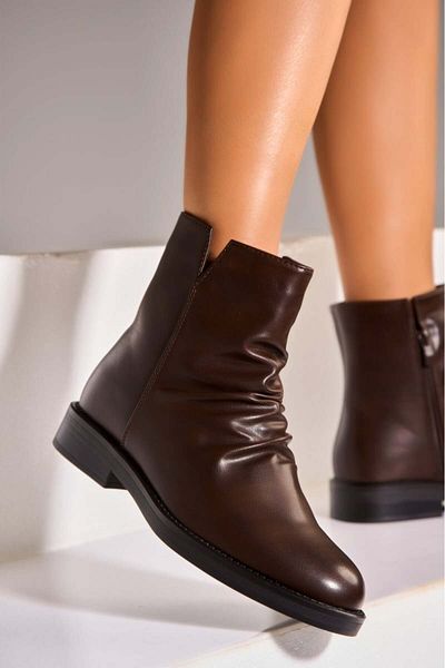 Joana Women's Brown Faux Leather Fur-lined Boots Taylie