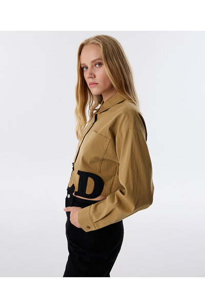 Twist SLOGAN APLİKELİ GÖMLEK