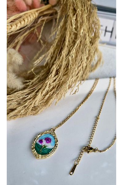 My Life Accessory Vintage Floral Patterned Enamel Steel Necklace Timeless Elegance