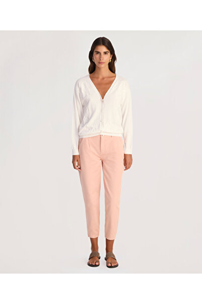 Yargıcı V Yaka Nakışlı Hırka