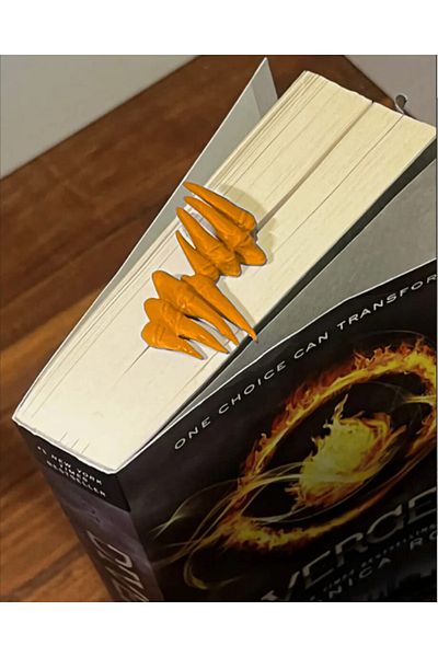 Zecir Hand Figured Bookmark