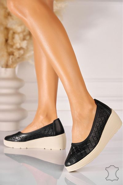 Joana Women's Moccasins Natural Leather Black Enola