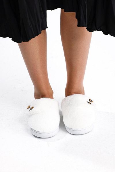 NOVİNS Women's Plush Button Detailed Comfortable Flexible Soled Washable House Slippers Dowry Slippers