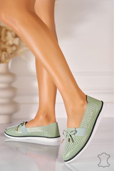 Joana Women's Loafers Natural Leather Green Nerissa