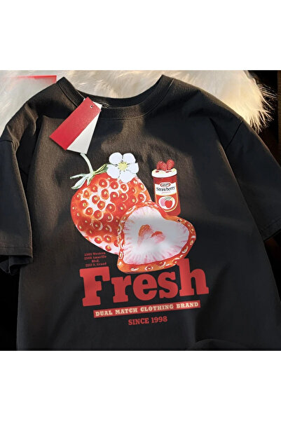 Tarzsokak Black Strawberry 1998 leres T Double Crewneck Graphic