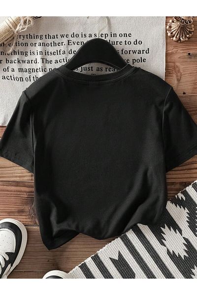 ELNOYA Unisex Black Oversize "Fresh Strawberry" Printed Crew Neck Comfortable T-Shirt