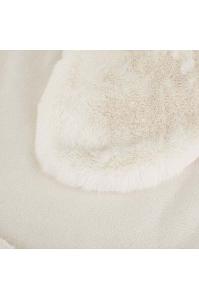 TOPI TOY Beige rabbit fur imitation rug, animal shape, 80 x 150 cm
