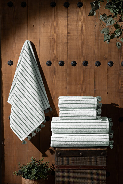 Püsküllü Banyo Havlusu %100 Pamuk 70x140cm