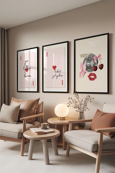 Postifull Black Painting Set, 3 Pieces Black Framed Poster Lucky Girl Model No:300895, Red Wall Decor