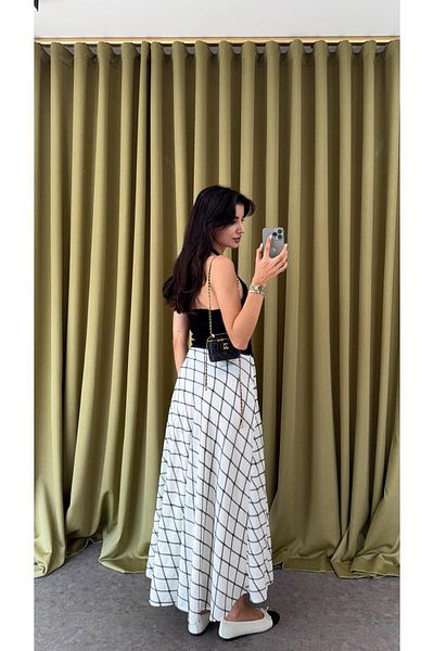 HAZELANNA Embroidered Premium Skirt